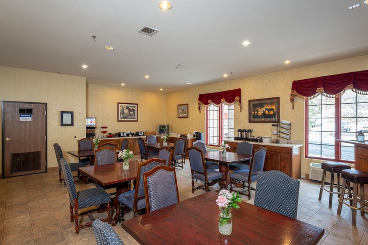 Breakfast/Coffee Service 15 of 24