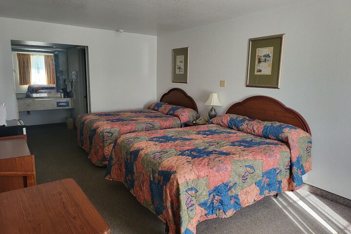 Comfort Double Room 2 Queen Beds (5 of 13)