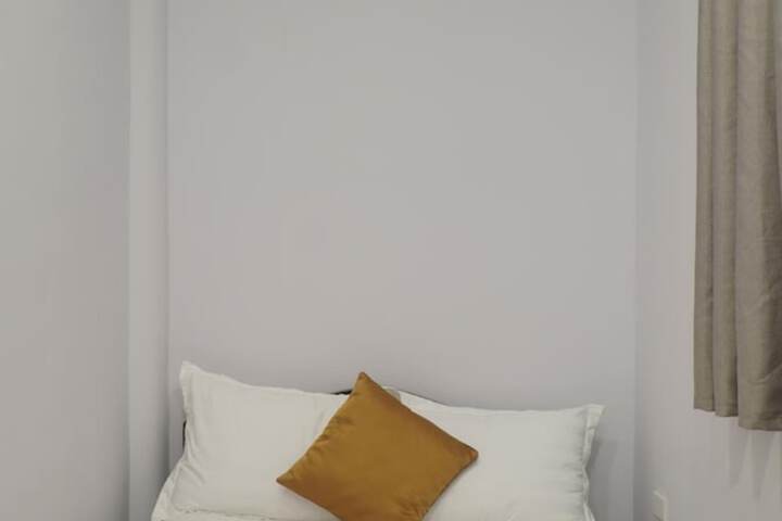 Room 17 of 57