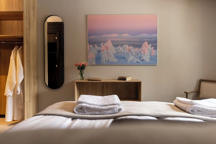 Room 9 of 26