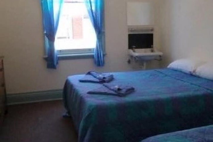 Room 6 of 52