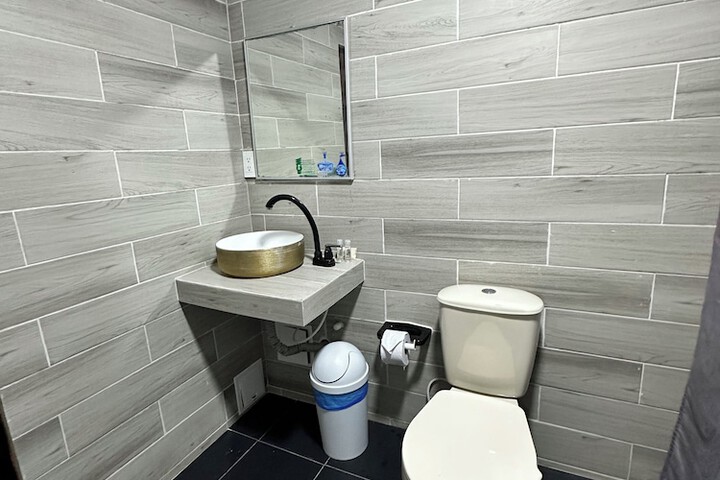 Clean Restrooms