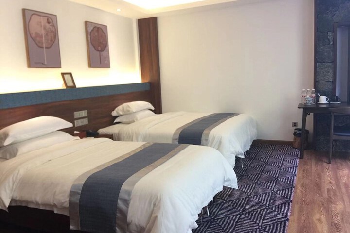 Room 31 of 121