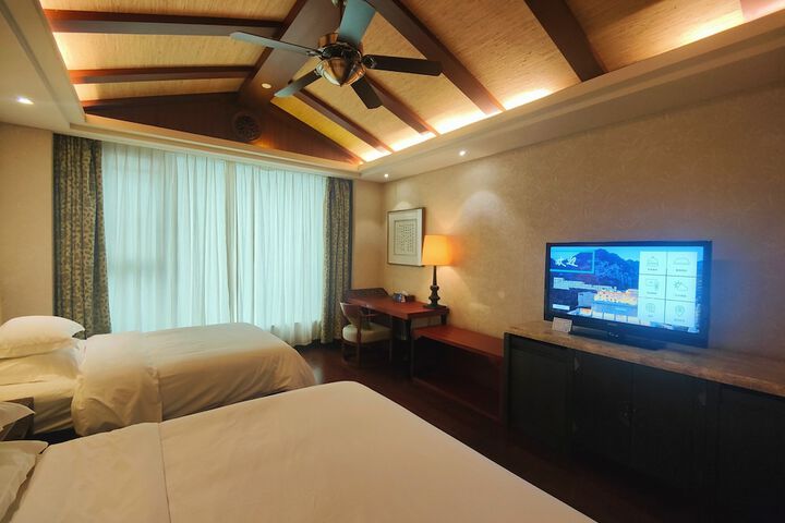 Room 30 of 97