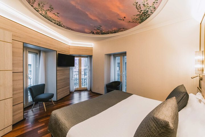 Room 21 of 54