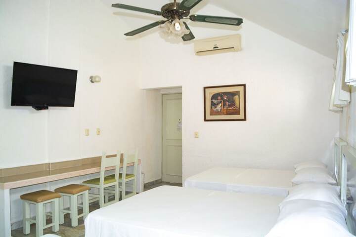 Room 15 of 42