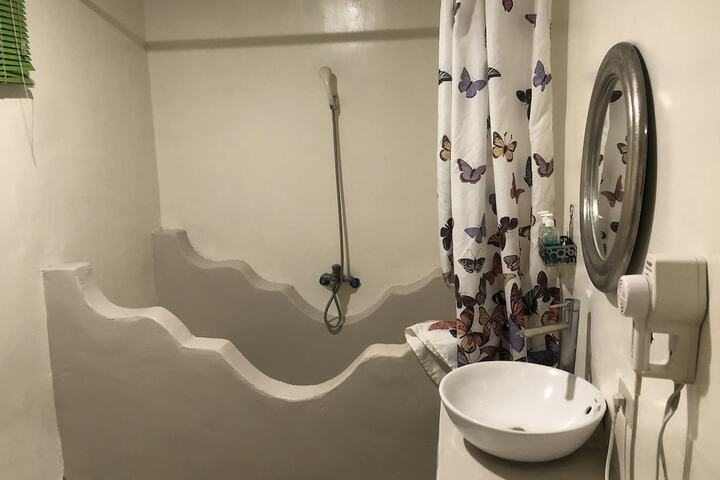 Room 35 of 58