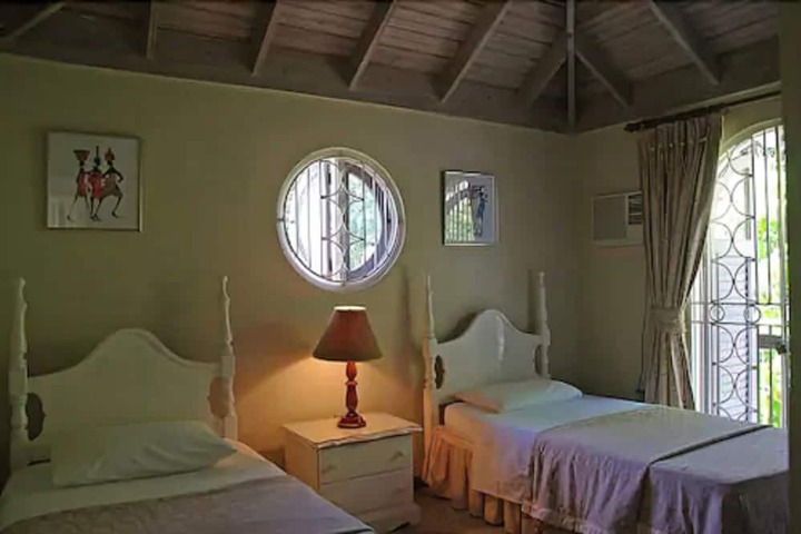 Room 3 of 15