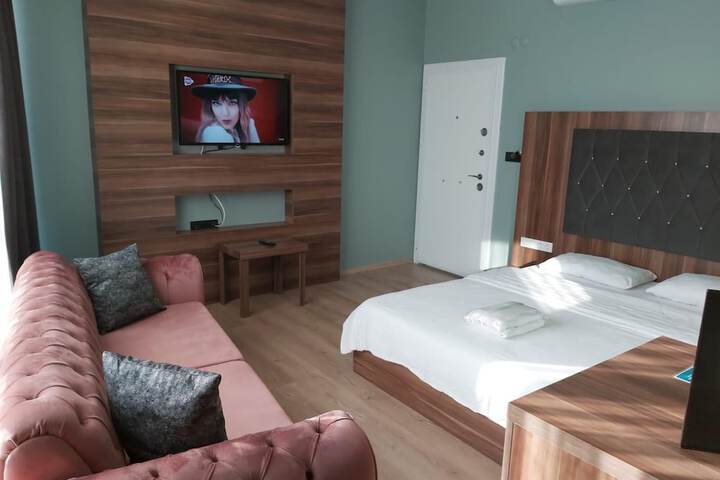 Room 9 of 21