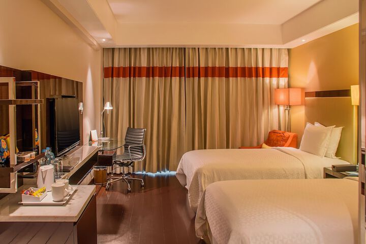 Room 4 of 67