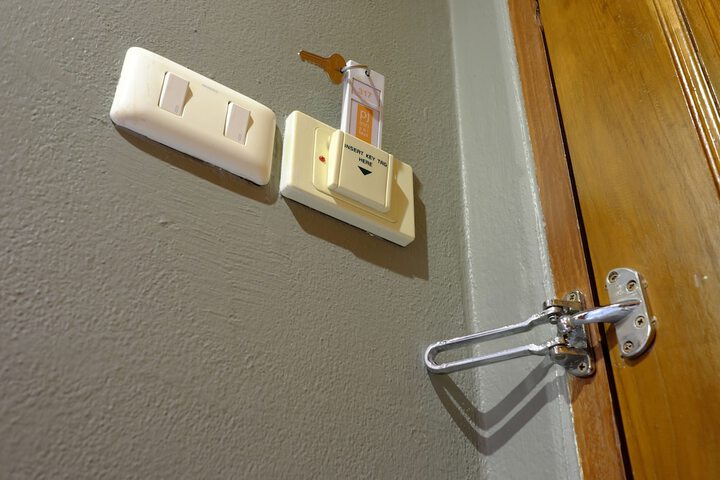 Room 5 of 45