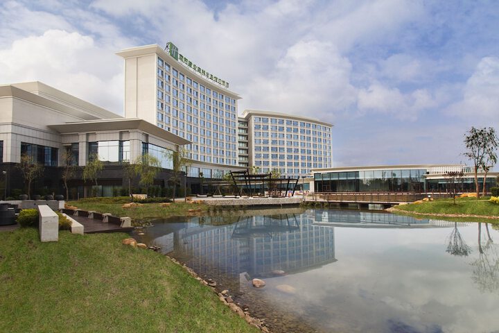 Hotel 82 of 89