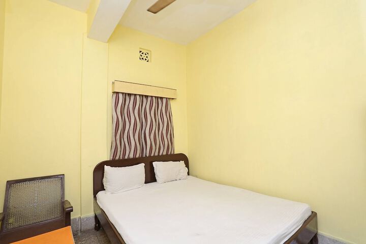 Room 15 of 21