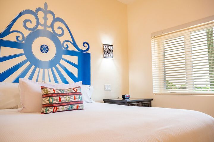 Room 10 of 192