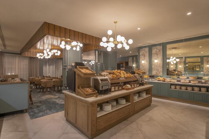 Breakfast area