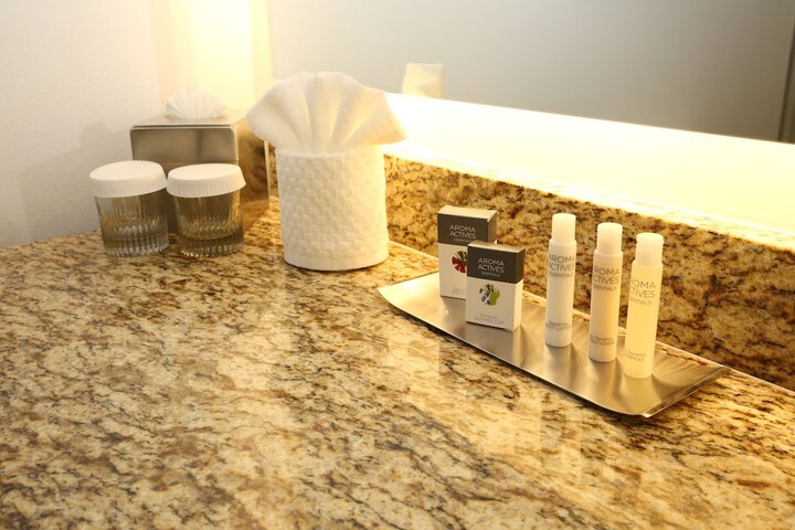 Bathroom amenities