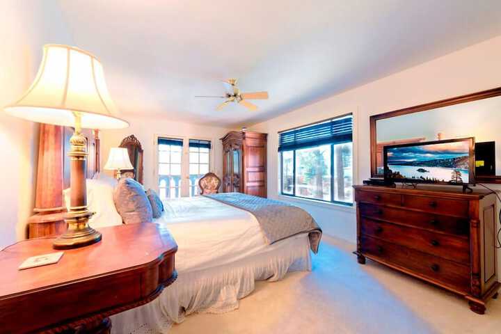 Room 8 of 39