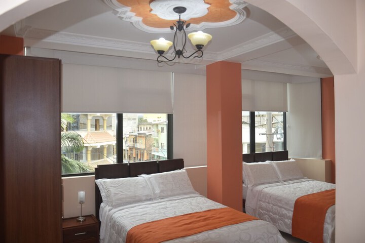 Room 4 of 31