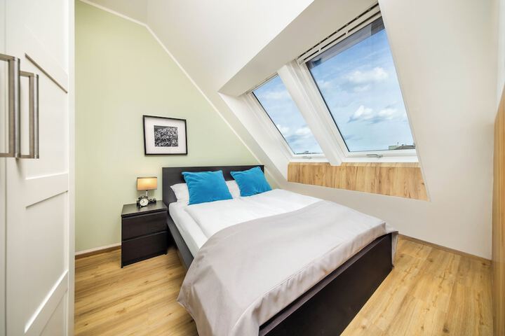 Room 3 of 54