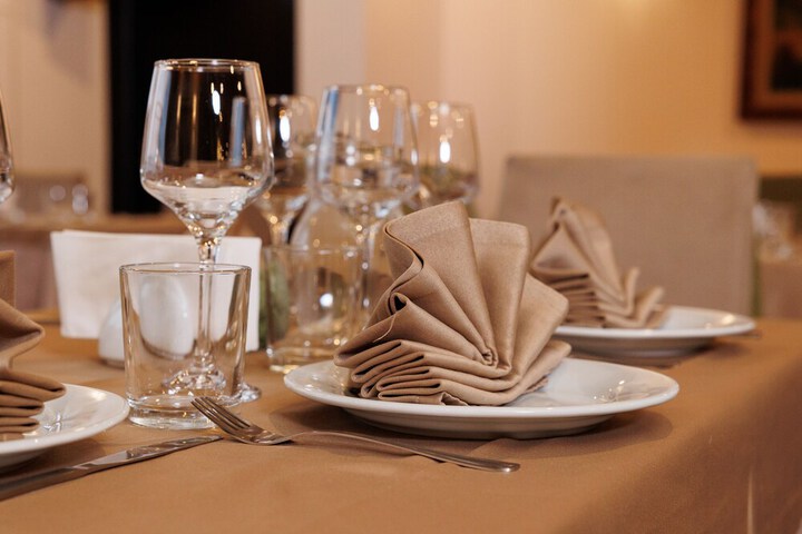 Dining 77 of 114