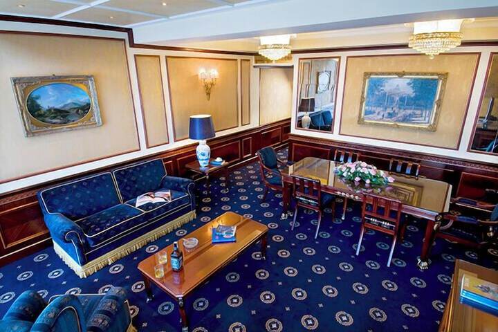 Room 45 of 180