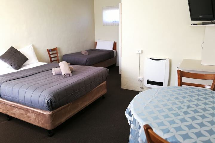 Room 29 of 53