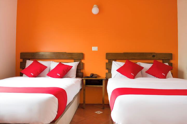 Room 9 of 35