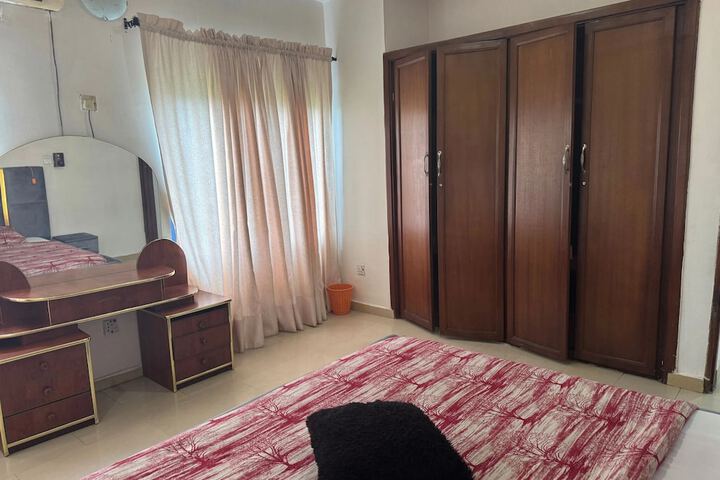 Room 18 of 53
