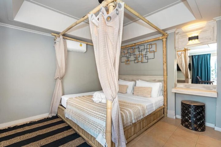The Taksim Bangla Beach Hotel