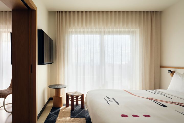 Room 29 of 104