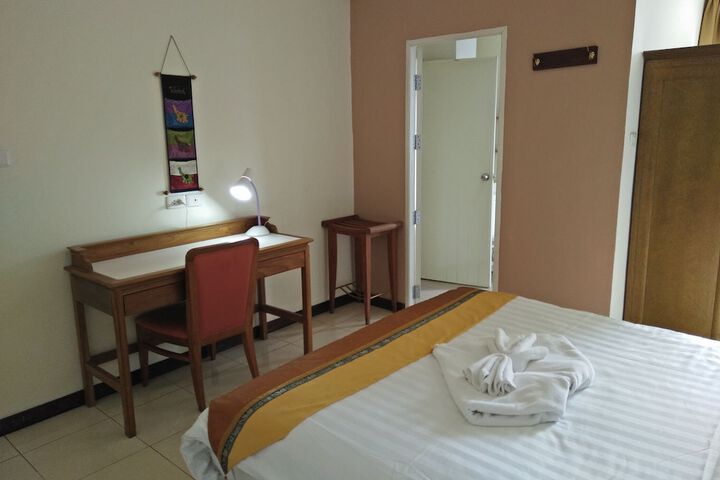 Room 31 of 87