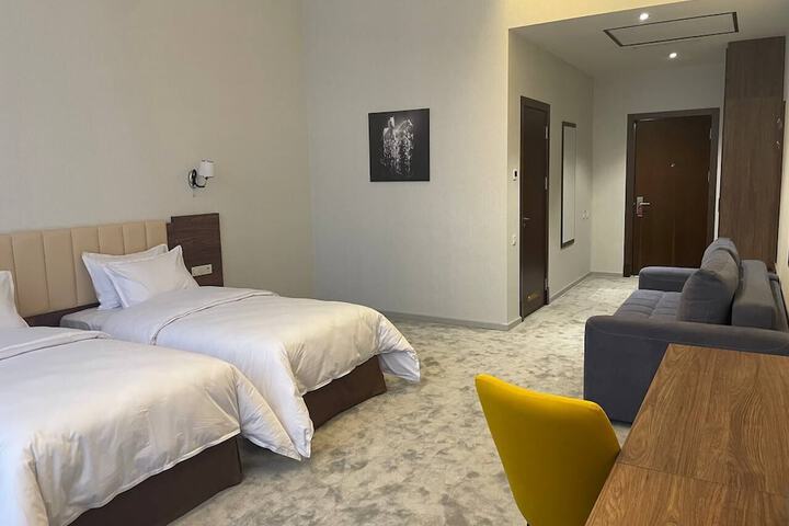 Room 18 of 45