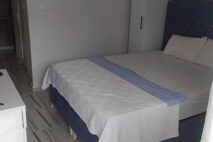 Room 3 of 21