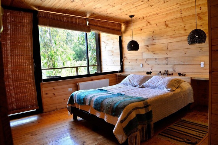 Room 4 of 43