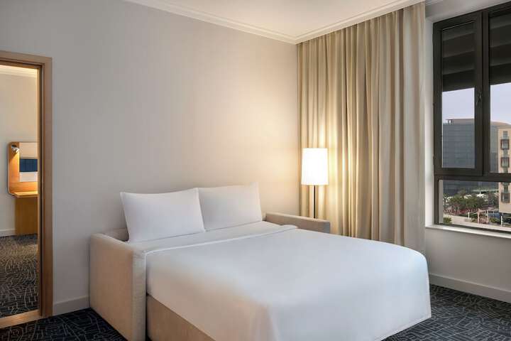 Room 30 of 56