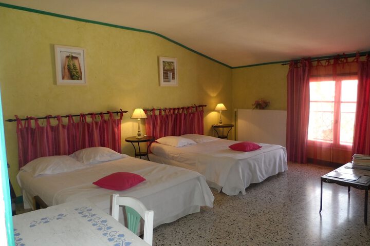 Room 3 of 23