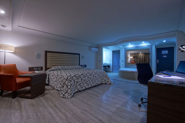 Room 12 of 47
