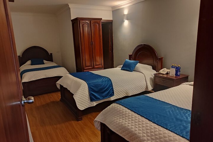 Room 9 of 30