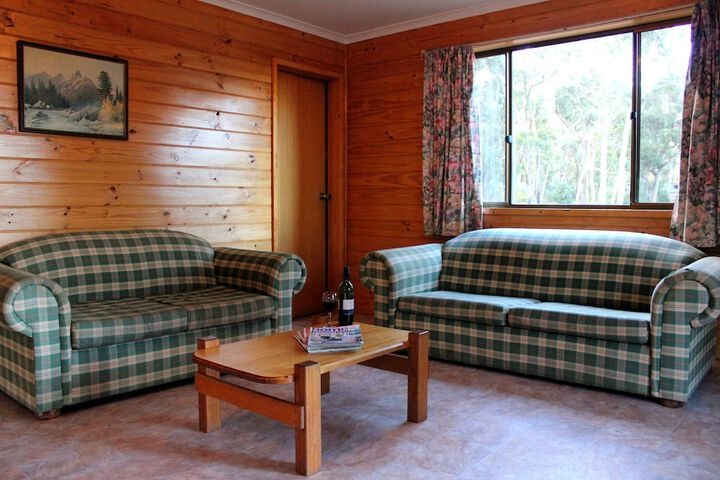 Room 4 of 20