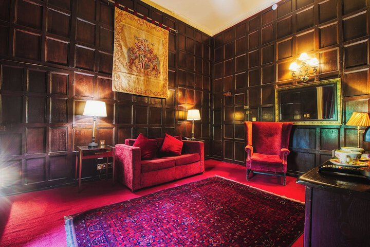 Room 61 of 84