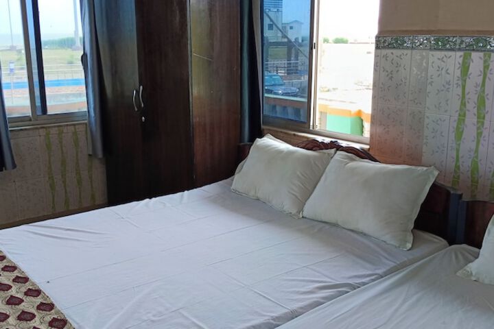 Room 7 of 43