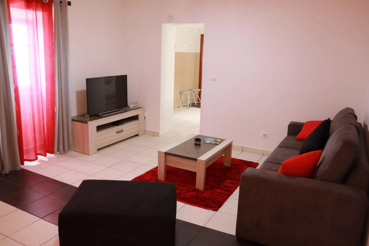 Room 4 of 20