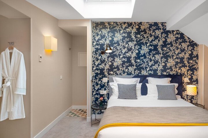 Room 15 of 43