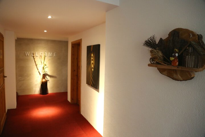 Ballroom/Hall 99 of 130