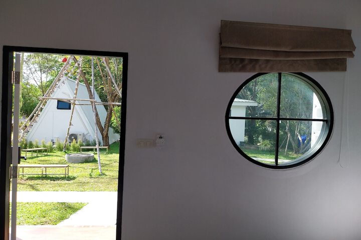 Room 10 of 47