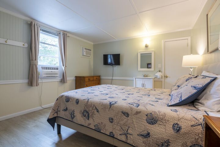 Room 104 of 309