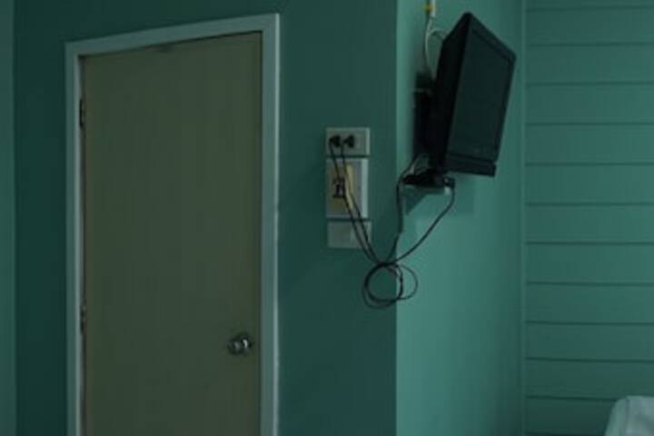 Room 14 of 34