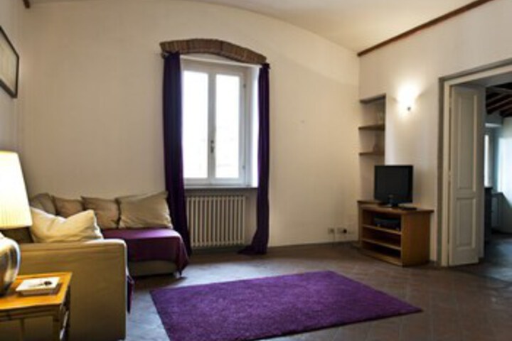 Room 8 of 13