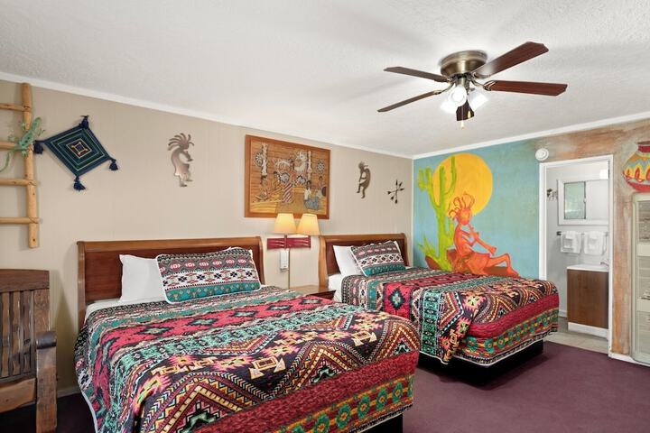 Room 6 of 14