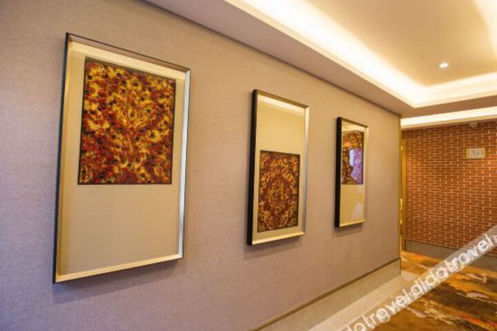 Hotel Interior 10 of 12